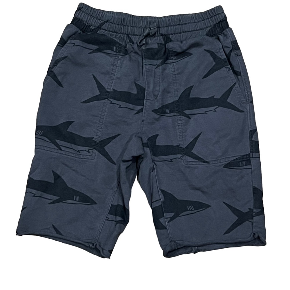 Tea 8 Kids Gray Shark Print Elastic Waist Long Shorts